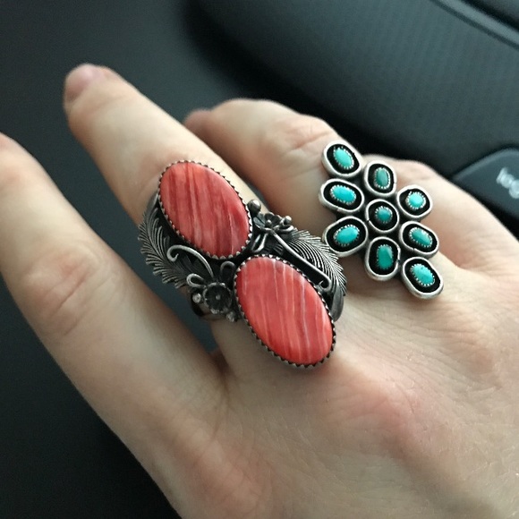 ❌SOLD❌•Zuni Petite Point Ring• - Picture 2 of 8